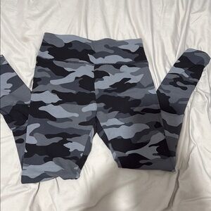Wild Fable Black and Gray Camouflage Leggings Stretchy Fit